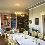 Jagdschloss 酒店 Lalendorf