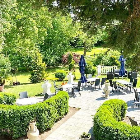 Jagdschloss Lalendorf