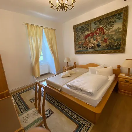 Jagdschloss * Lalendorf