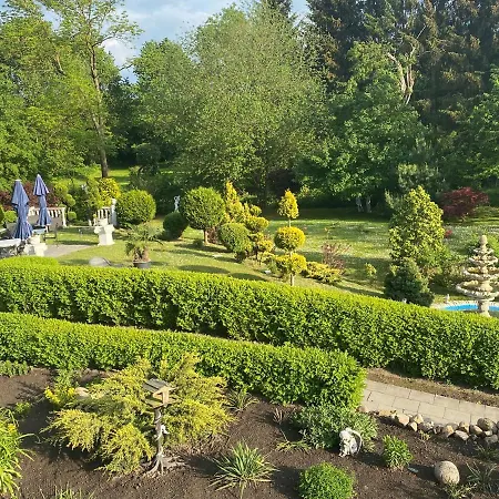 Jagdschloss * Lalendorf