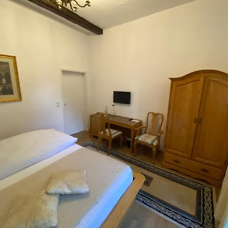 Hotel Jagdschloss *