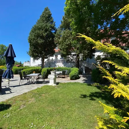 Jagdschloss * Lalendorf