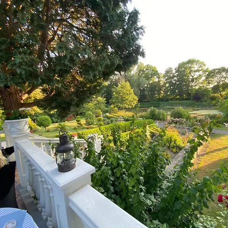Ξενοδοχείο Jagdschloss *