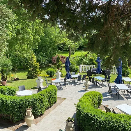 Jagdschloss * Lalendorf